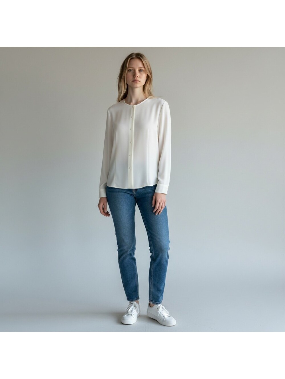 Liz Claiborne Shirt Women 4 White Button Up Long Sleeve Casual Round Neck Solid